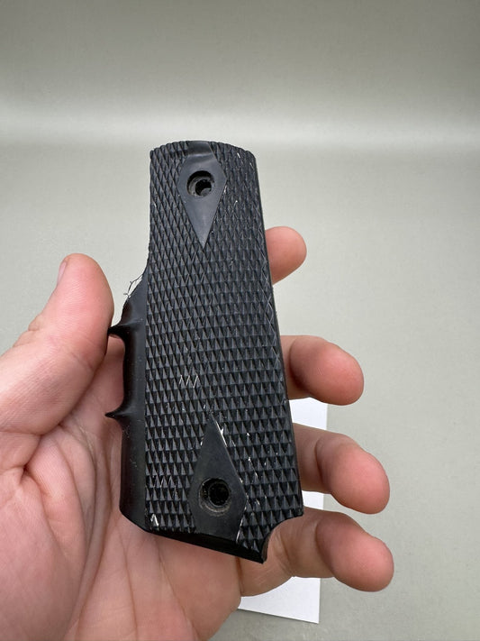 Smart Parts 1911 /45 Style Grips