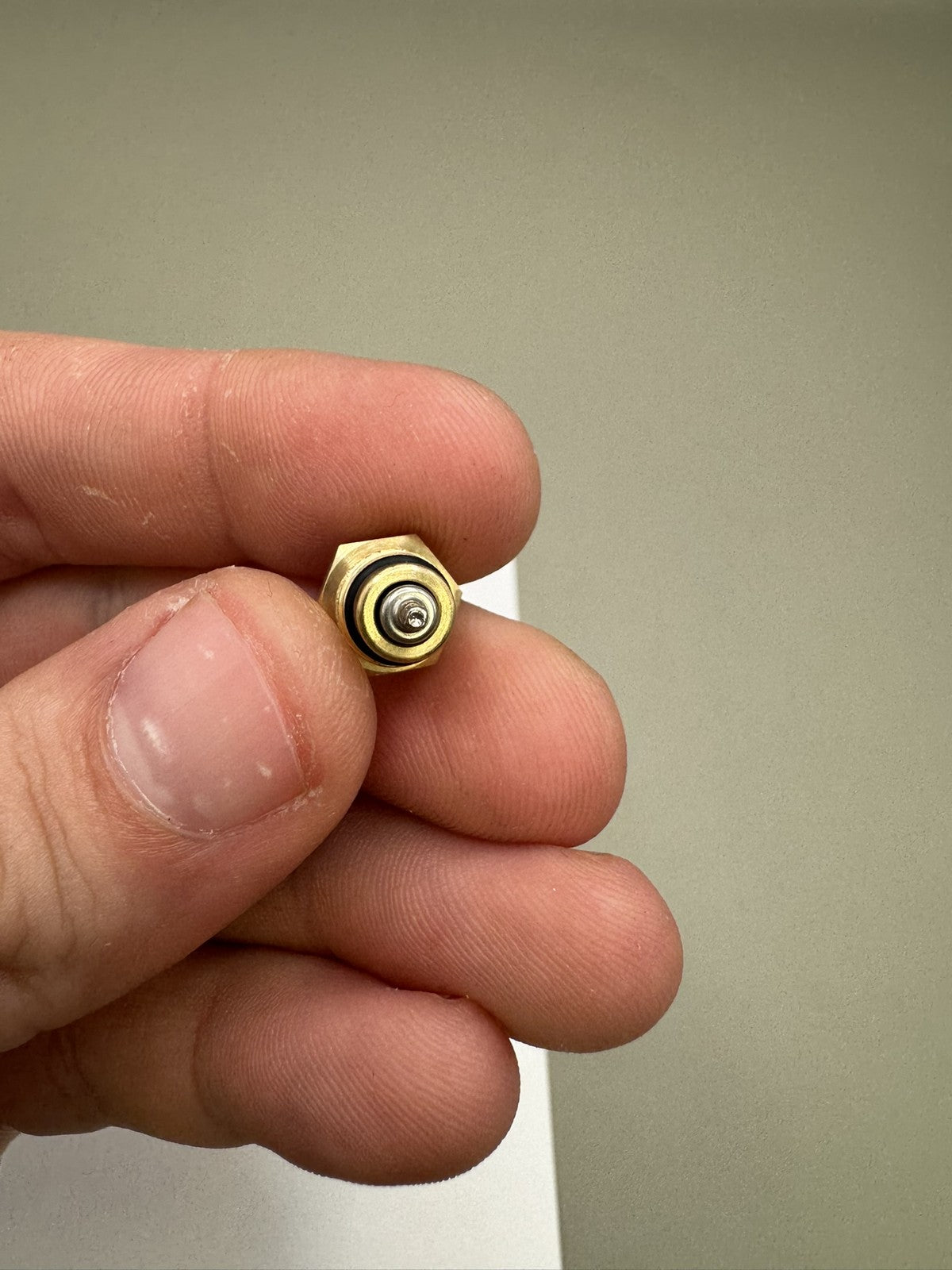 Bob Long GGR Rocket Valve