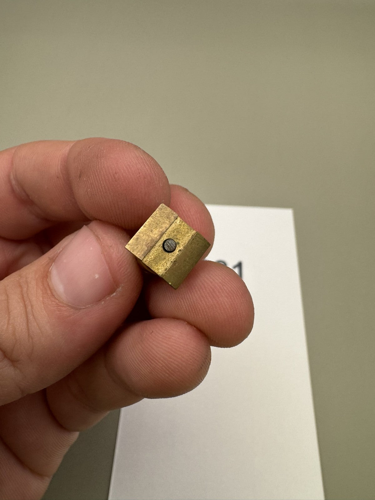 AGD Automag BT On/Off Valve Brass