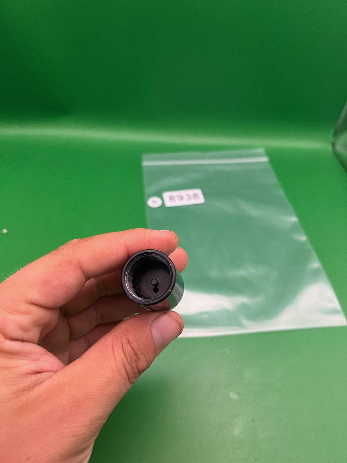 Duck Bill Air Adapter Black with 90-Degree Fitting