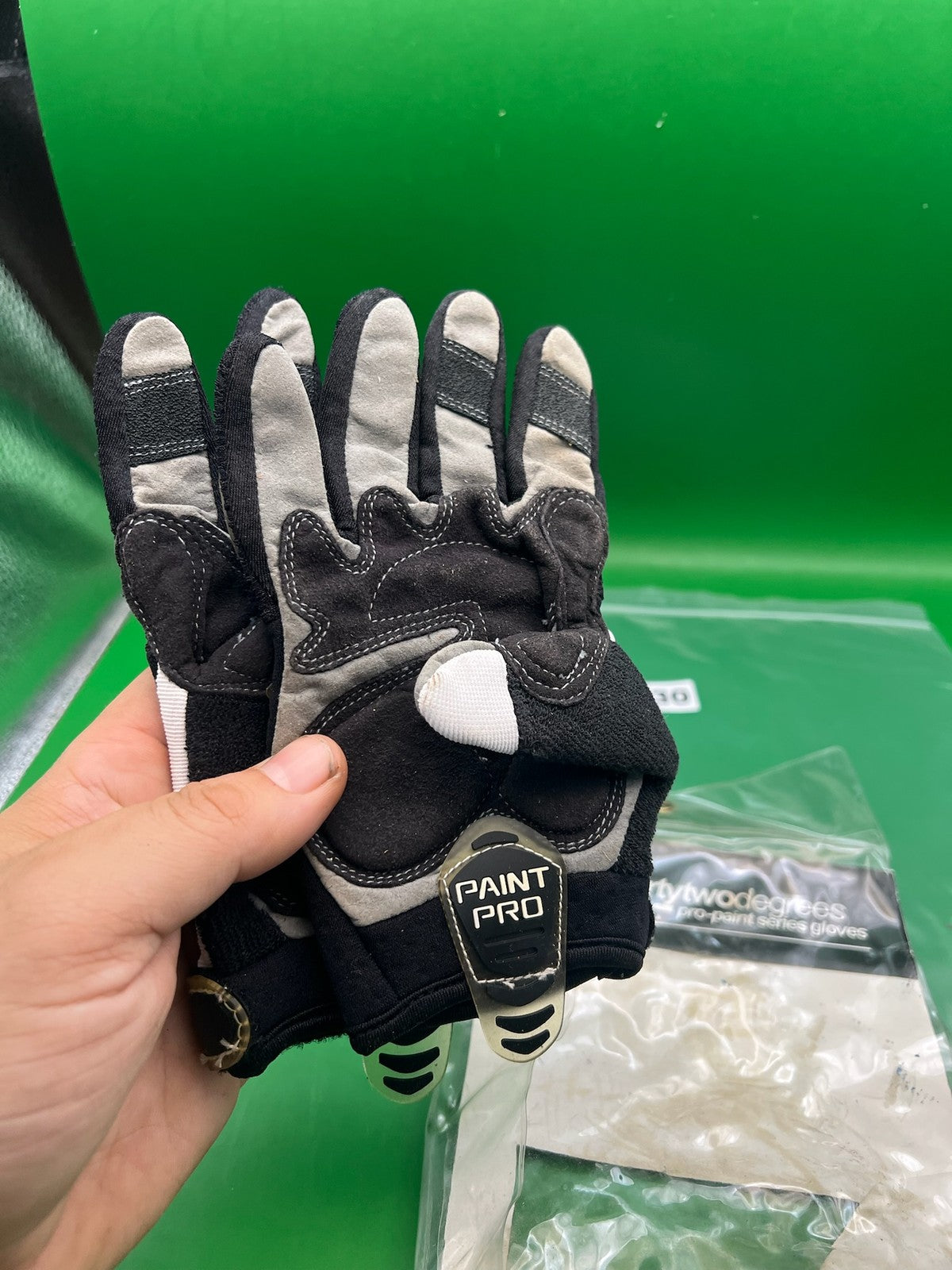Thirty Two Degrees Pro-Paint Series Gloves Black Small