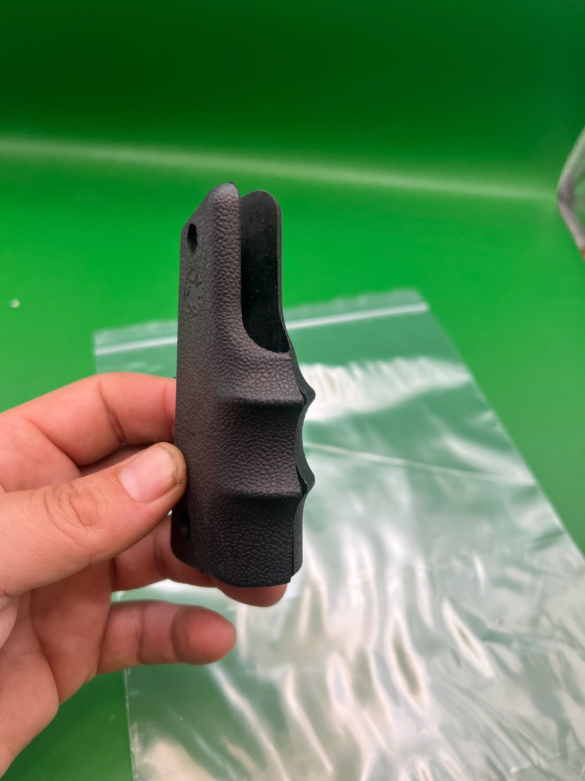 1911/45 Style Rubber Split Grips