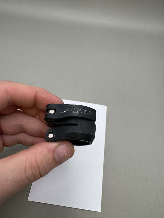 Dye Rize Feedneck