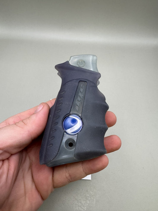 Dye 1911/45 Style Sticky Grips - Blue