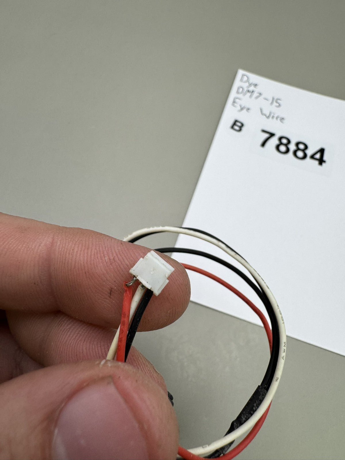 Dye DM7-DM15 Eye Wire Harness