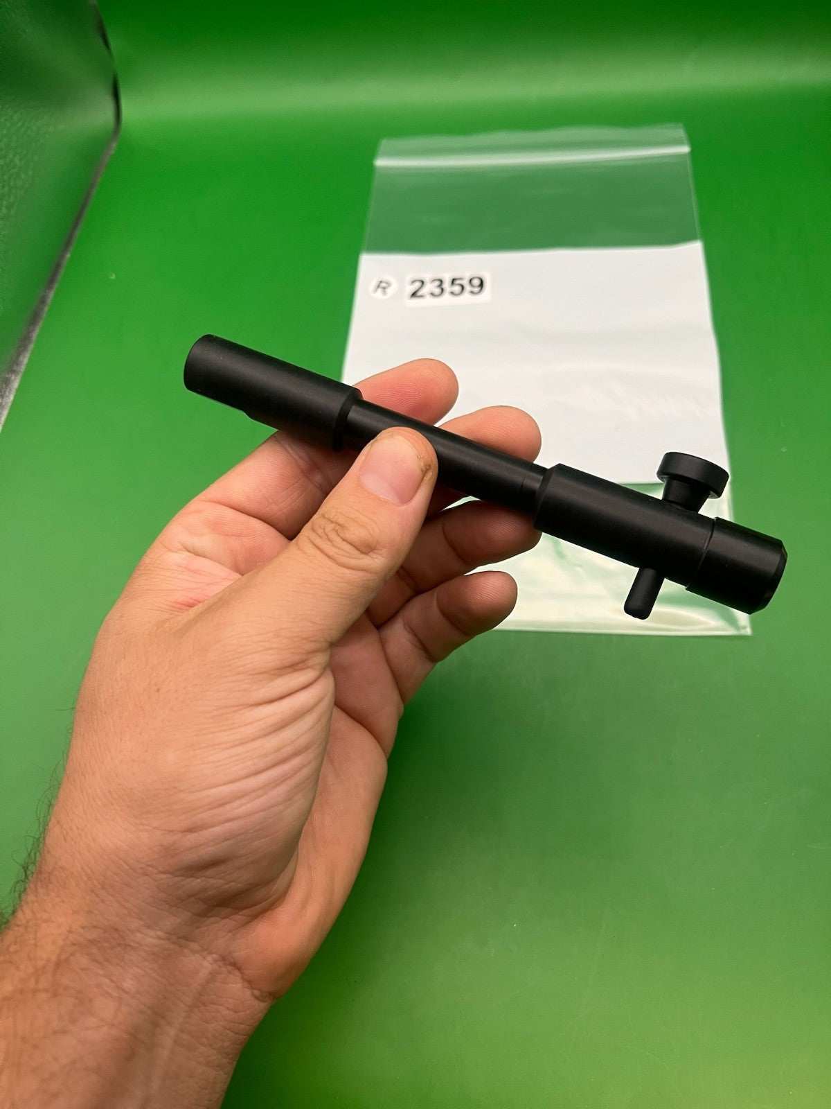 Autococker Bolt