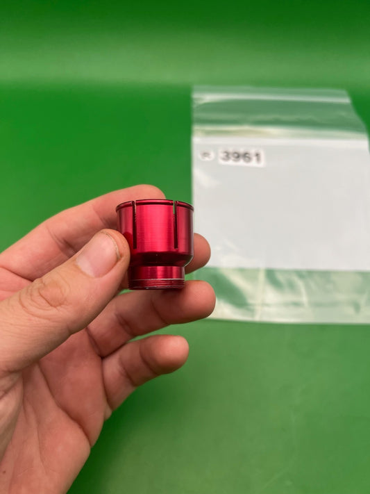 Low rise ref feedneck