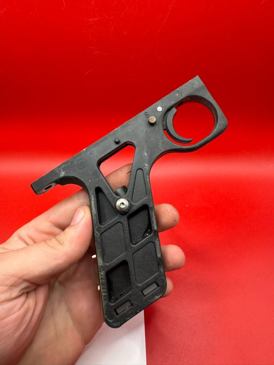 AGD Automag Carbon Frame Black