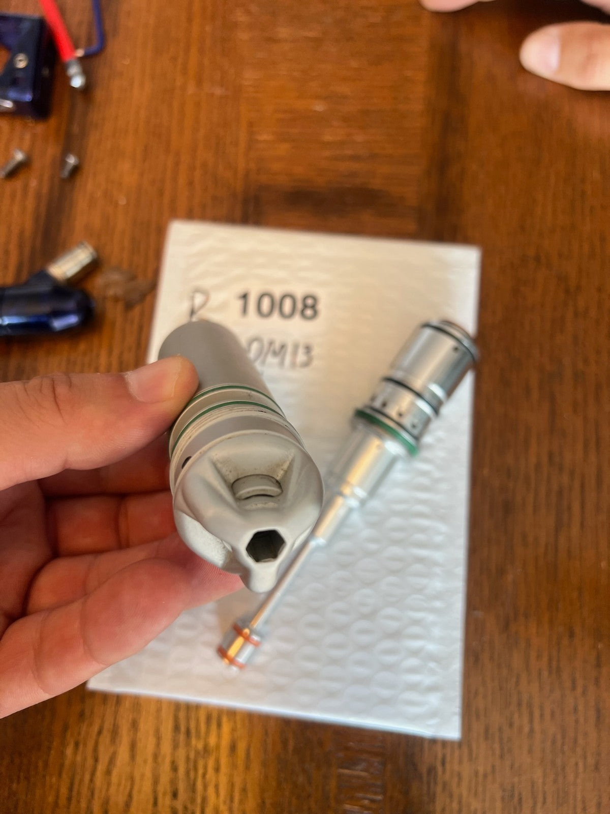 Dye DM13 Bolt
