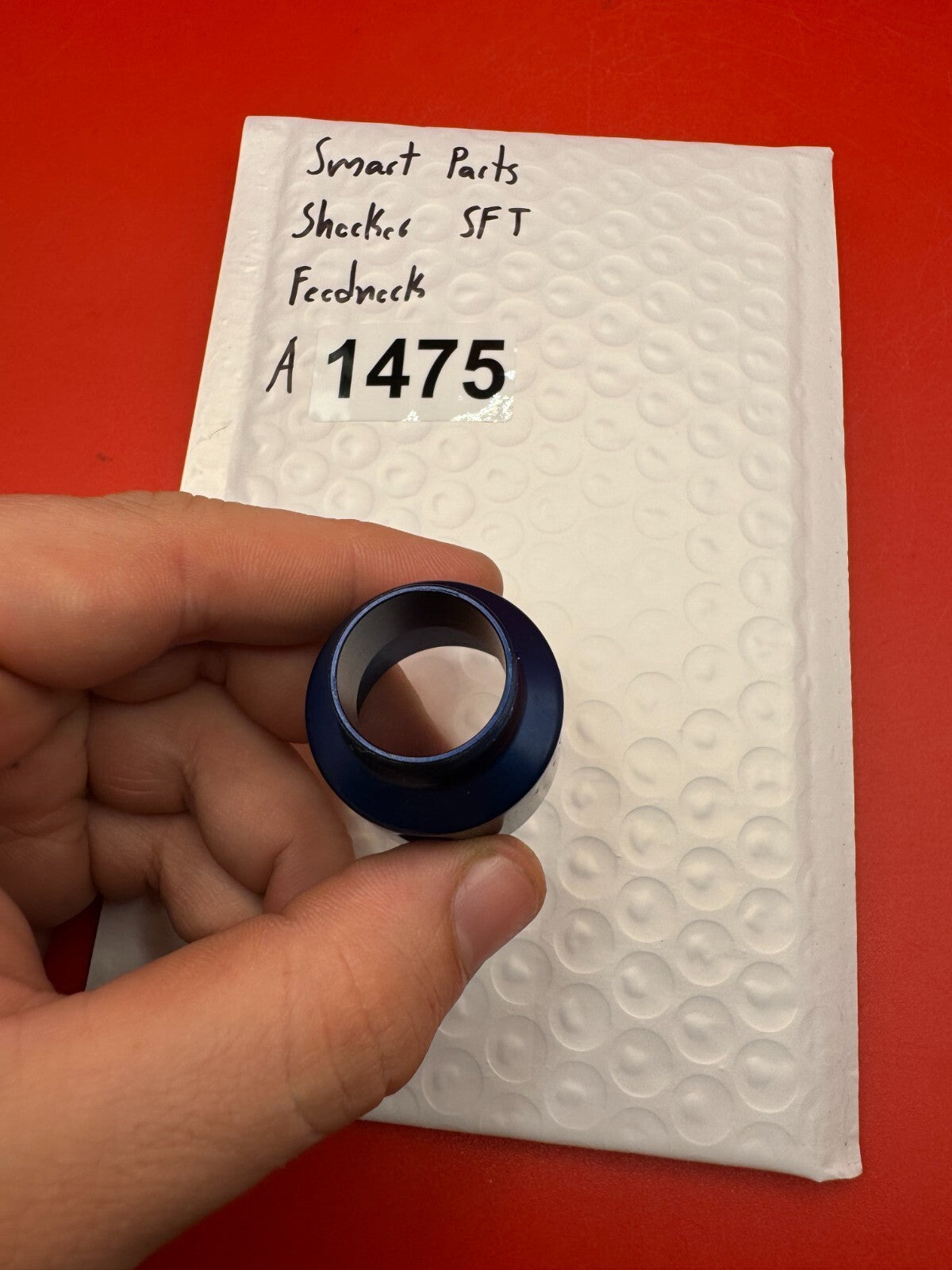 Smart Parts Shocker SFT Feedneck - used paintball feedneck - blue anno