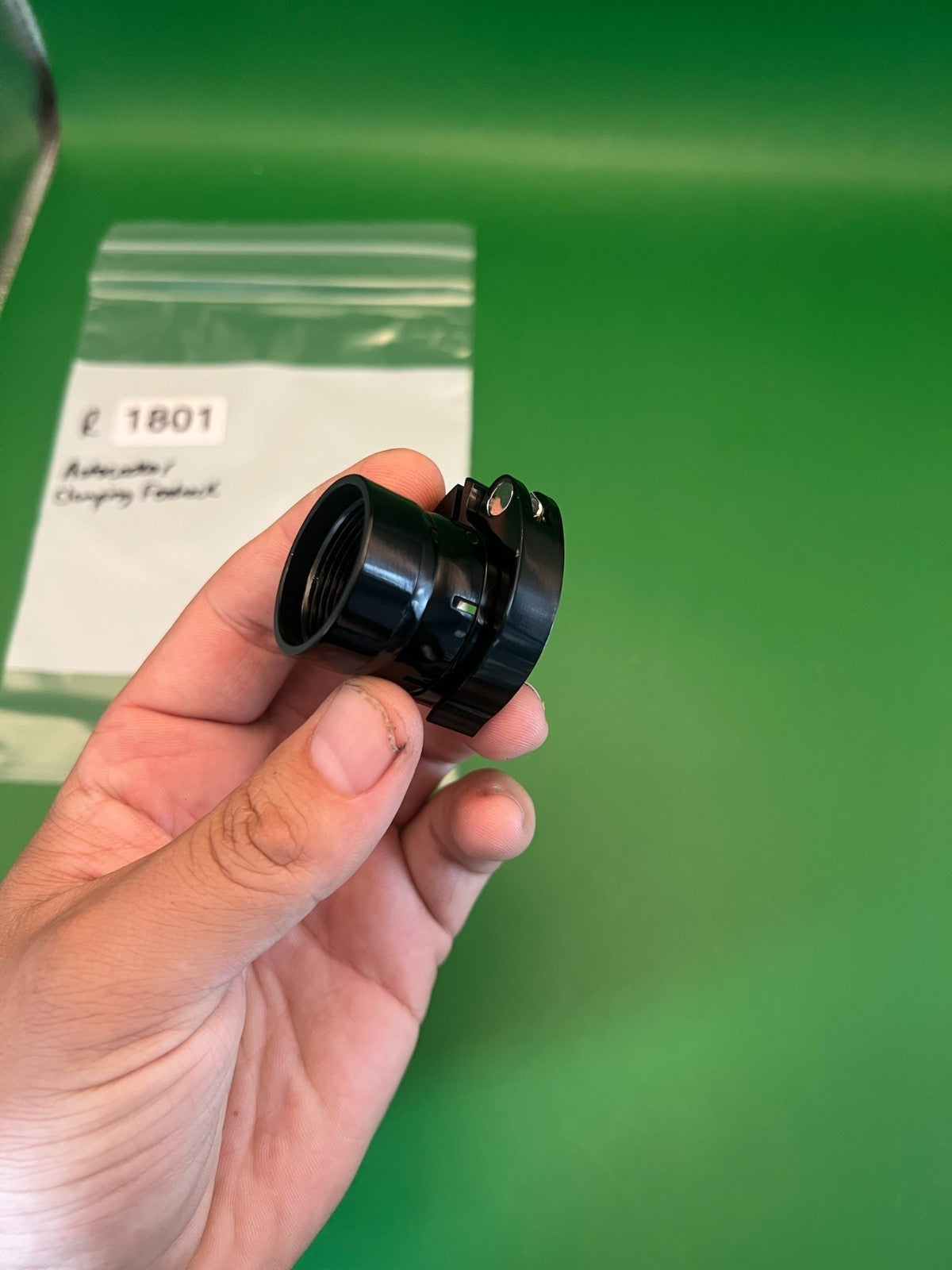 Autococker Clamping Feedneck