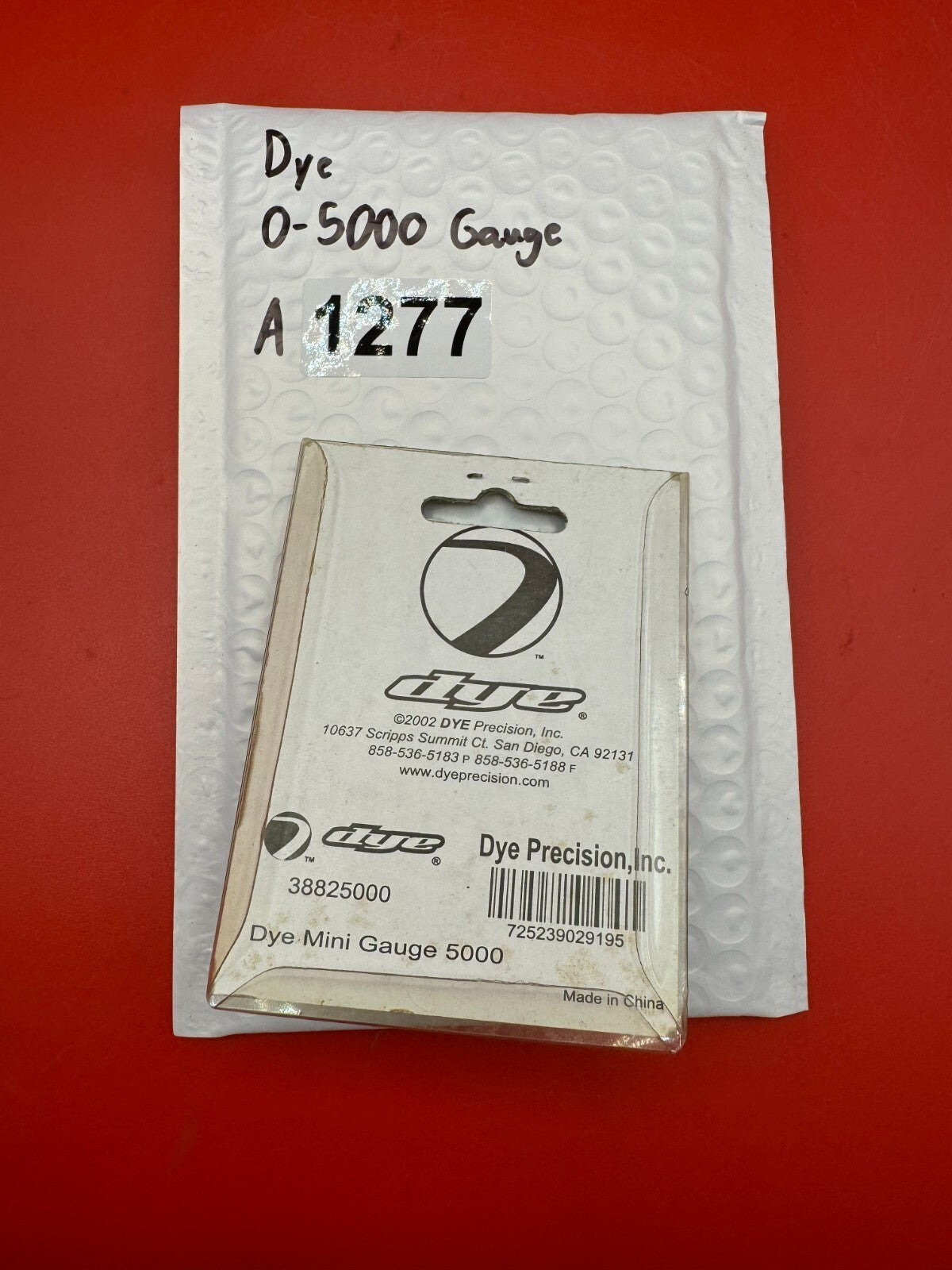 Dye 0-5000 Gauge NOS - used paintball pressure gauge - silver/red