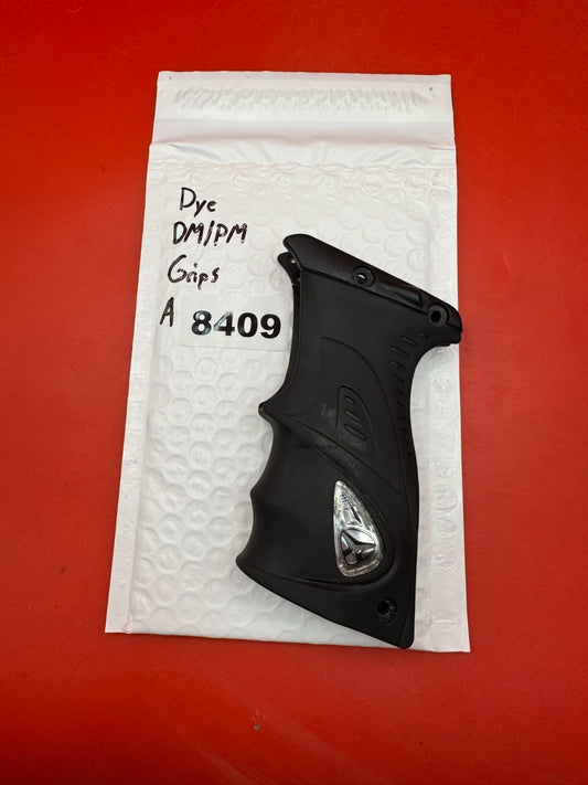 Dye DM/PM Grips