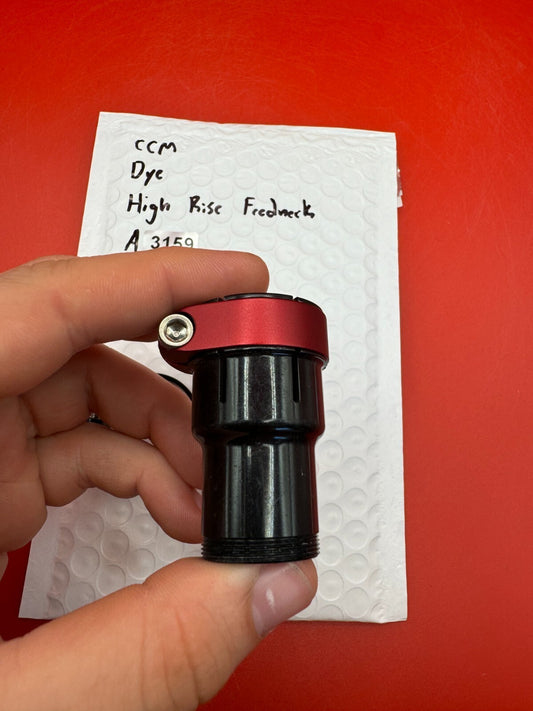 CCM Dye High Rise Feedneck