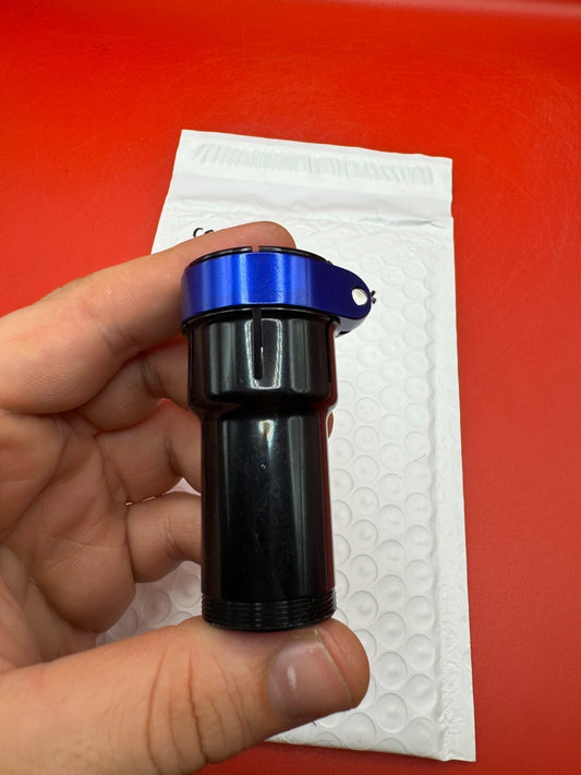 CCM Dye High Rise Feedneck