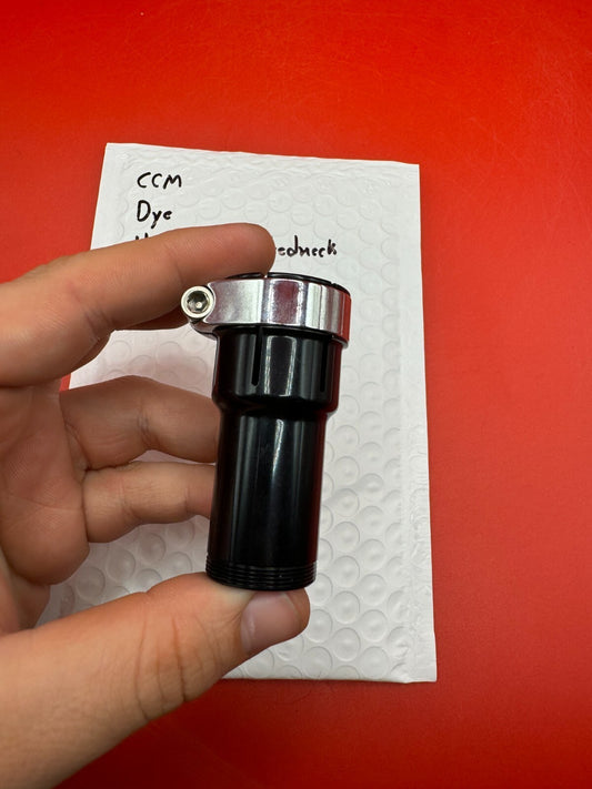 CCM Dye High Rise Feedneck