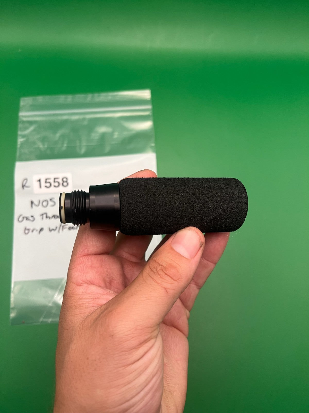 NOS Gas Through Grip w/Foam Automag
