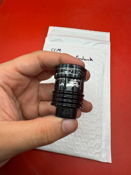 CCM Intimidator Feedneck