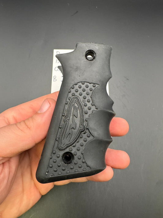 Dye 1911/45 Style Grips-Black