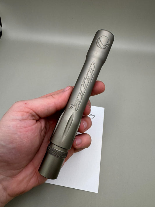 Dye UL Back-Satin Grey 688 Bore AC Thread