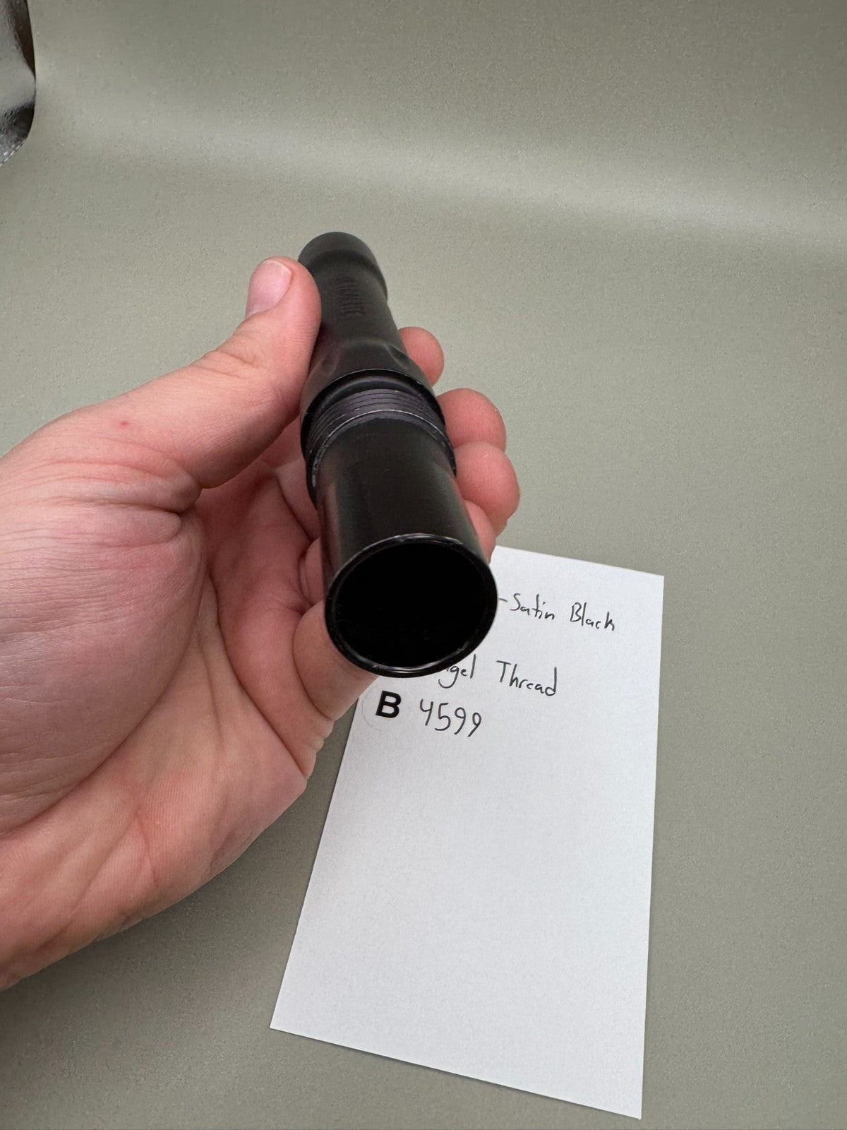 Dye UL Back-Satin Black 688 Bore Old Angel Thread