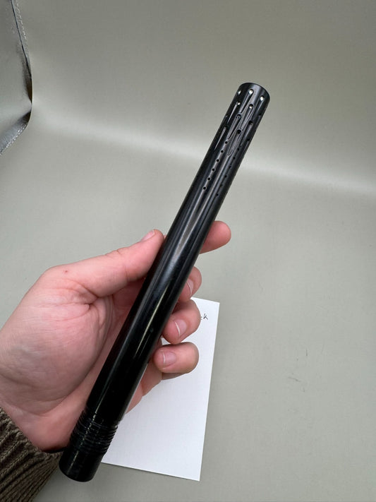 WGP Kaner Tip-Gloss Black 14 inch