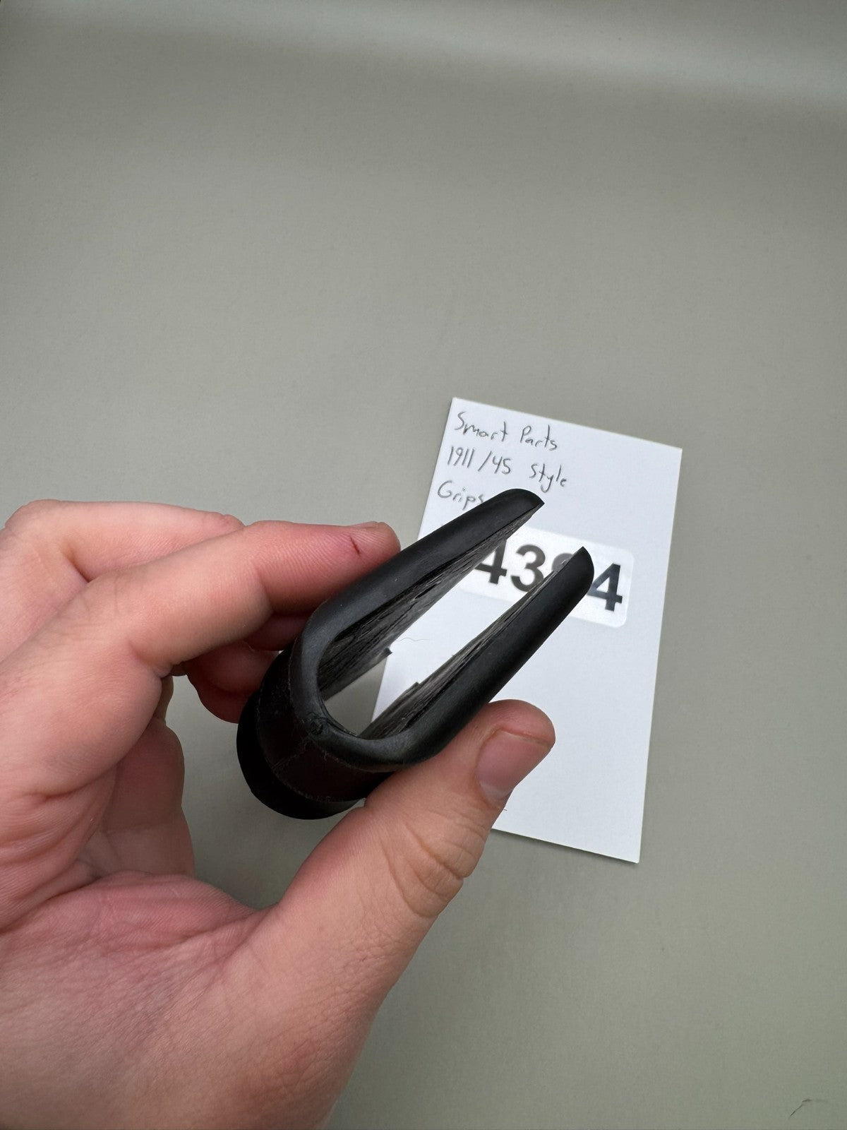 Smart Parts 1911/45 Style Grips-Black