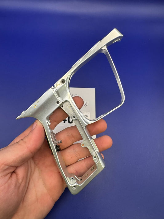 DLX Luxe 1.0/2.0 Frame (LED)-Silver