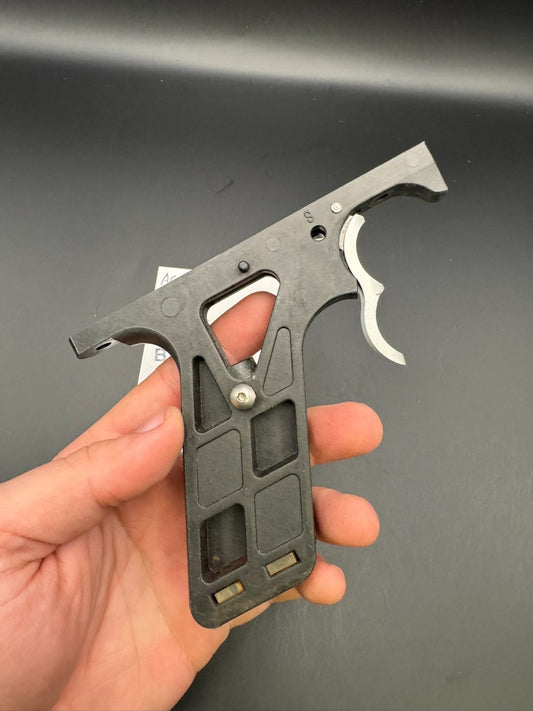 AGD Automag Carbon Cut Frame-Black