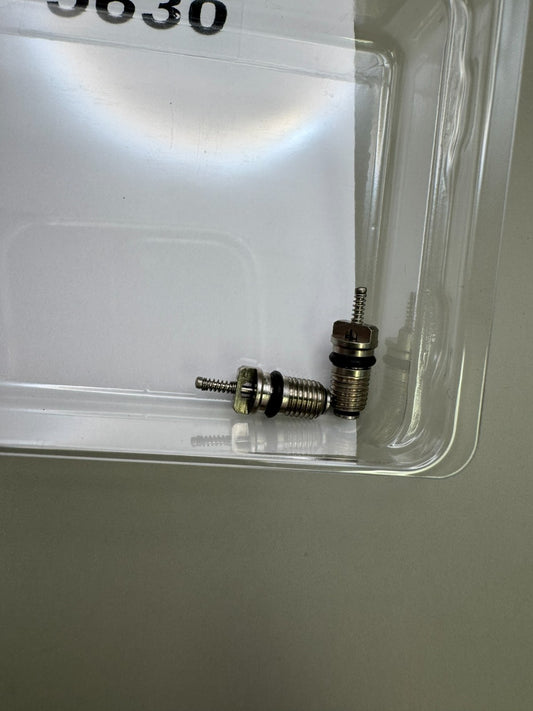 Bob Long G6R LPR Schrader Valve x 2