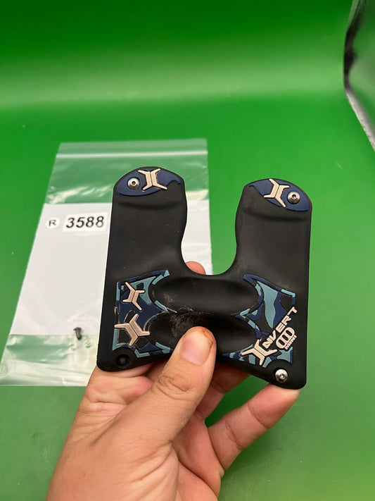 Invert Mini Grips