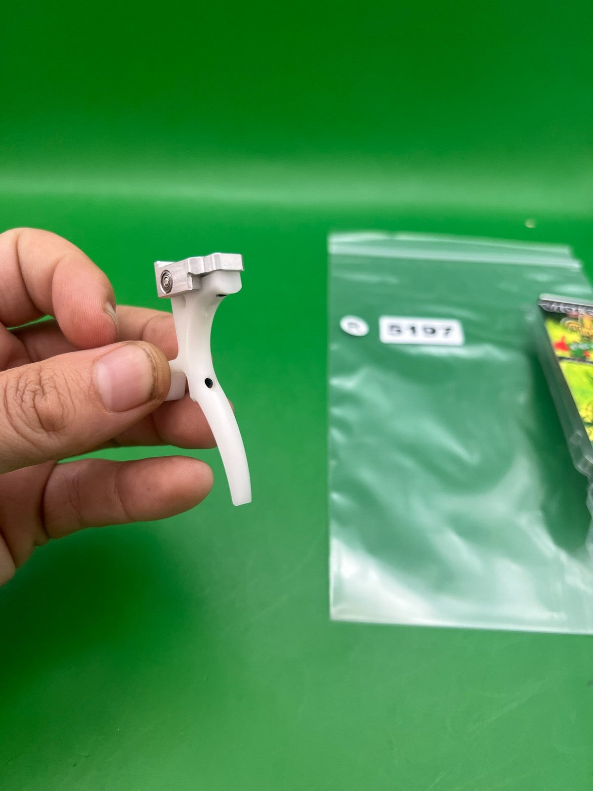 Violent Series ETEK 3AM/LT Scyther Trigger White - used paintball trigger - white