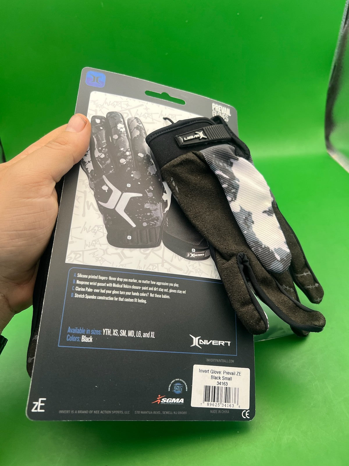 Invert Prevail ZE Gloves Black Small