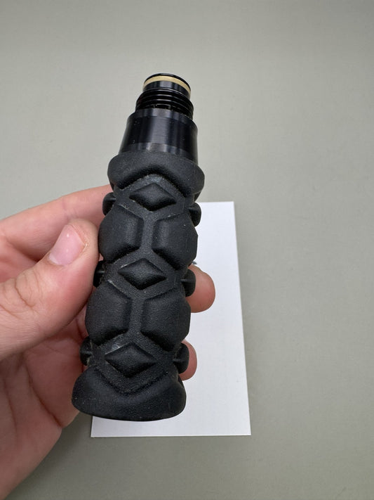 AGD Automag Billet Grip Black
