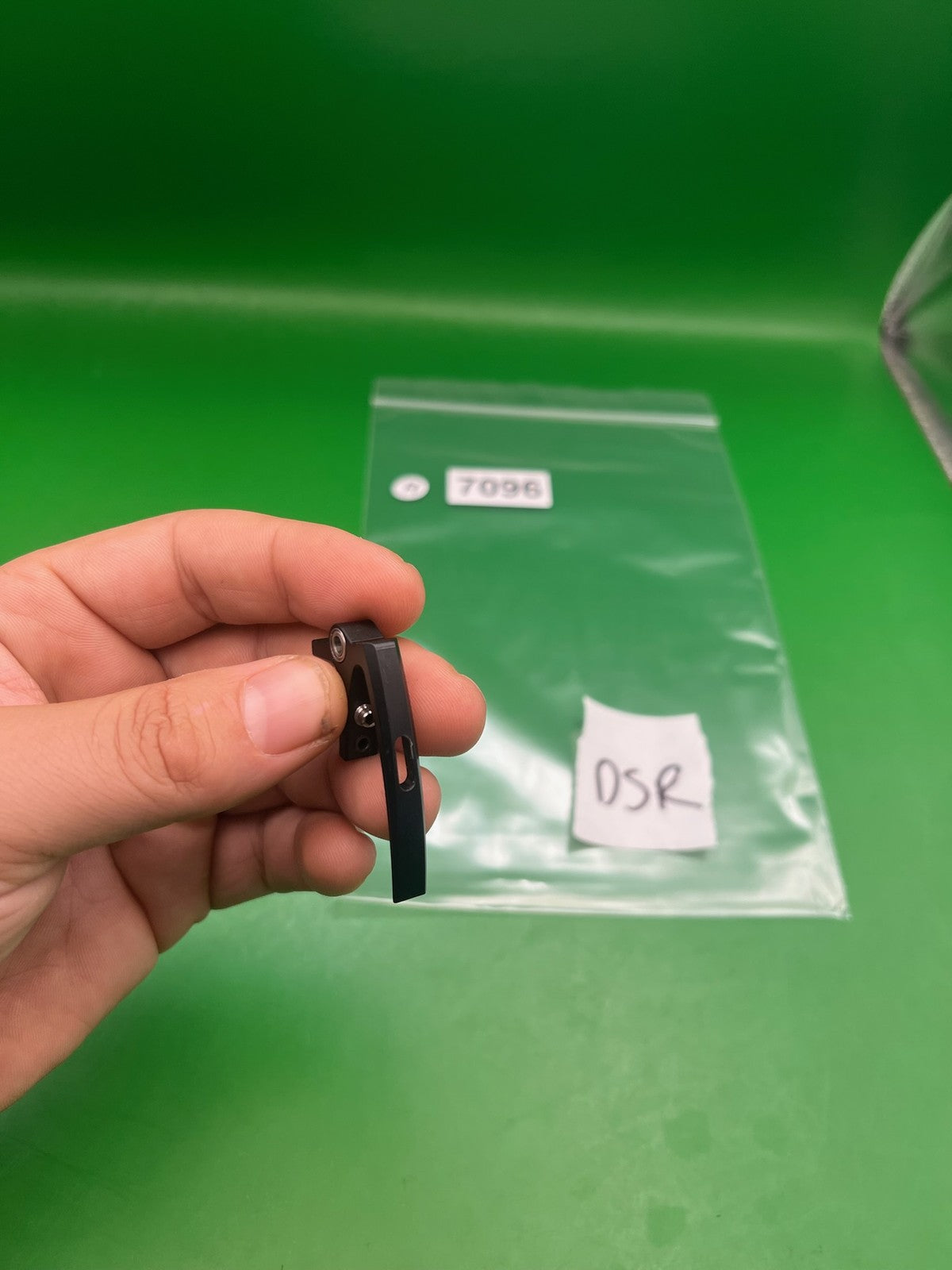 Dye DSR  Fang Trigger Black