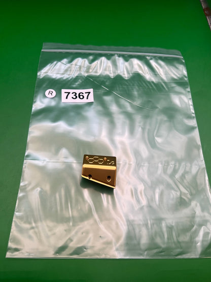 Gold Lukes Angled Rail