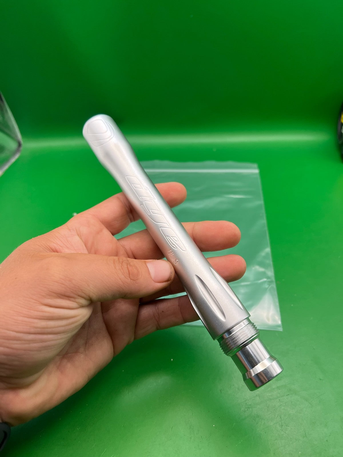 Dye UL-S Autococker Threaded Barrel Back Silver Dust .684 Bore