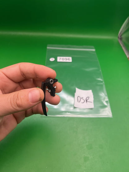 Dye DSR  Fang Trigger Black