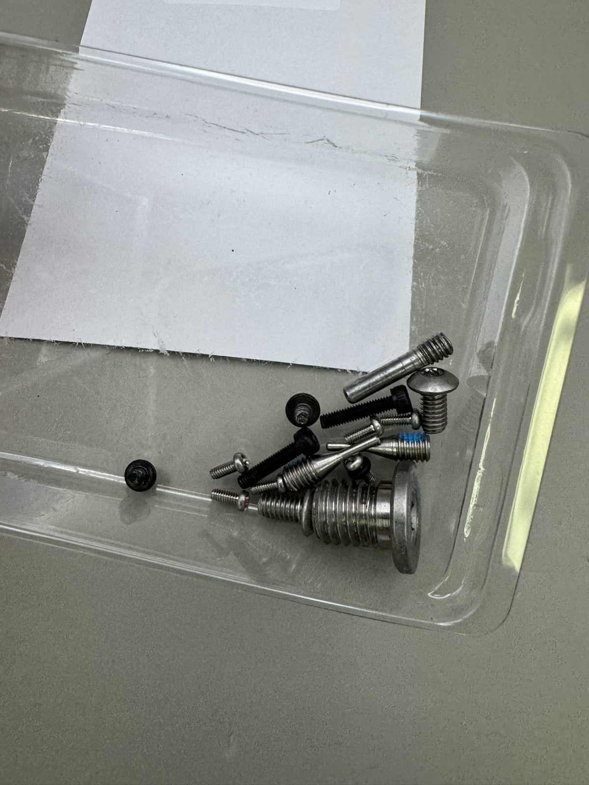 Dye DLS Screw kit