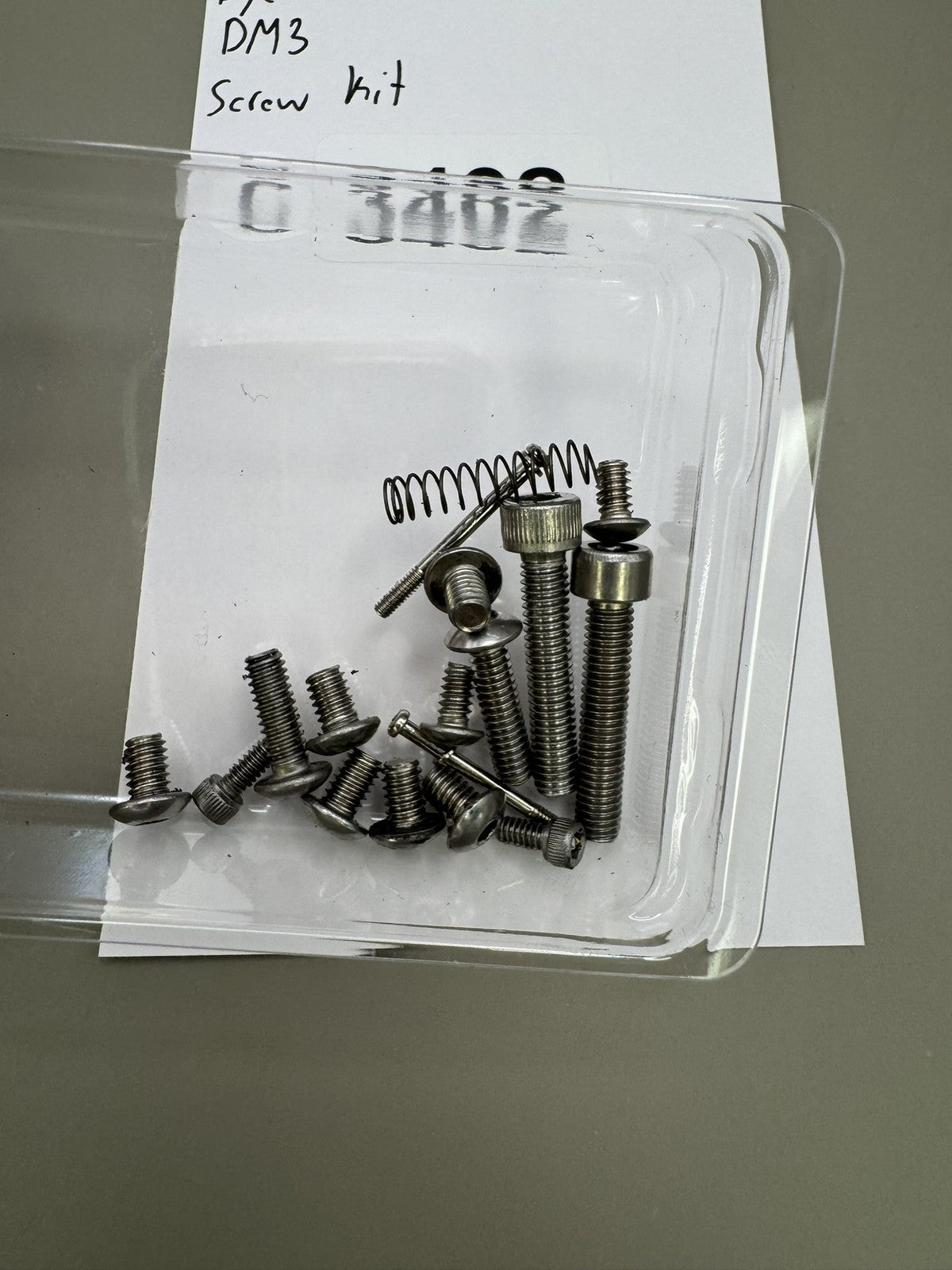 Dye DM3 Screw kit