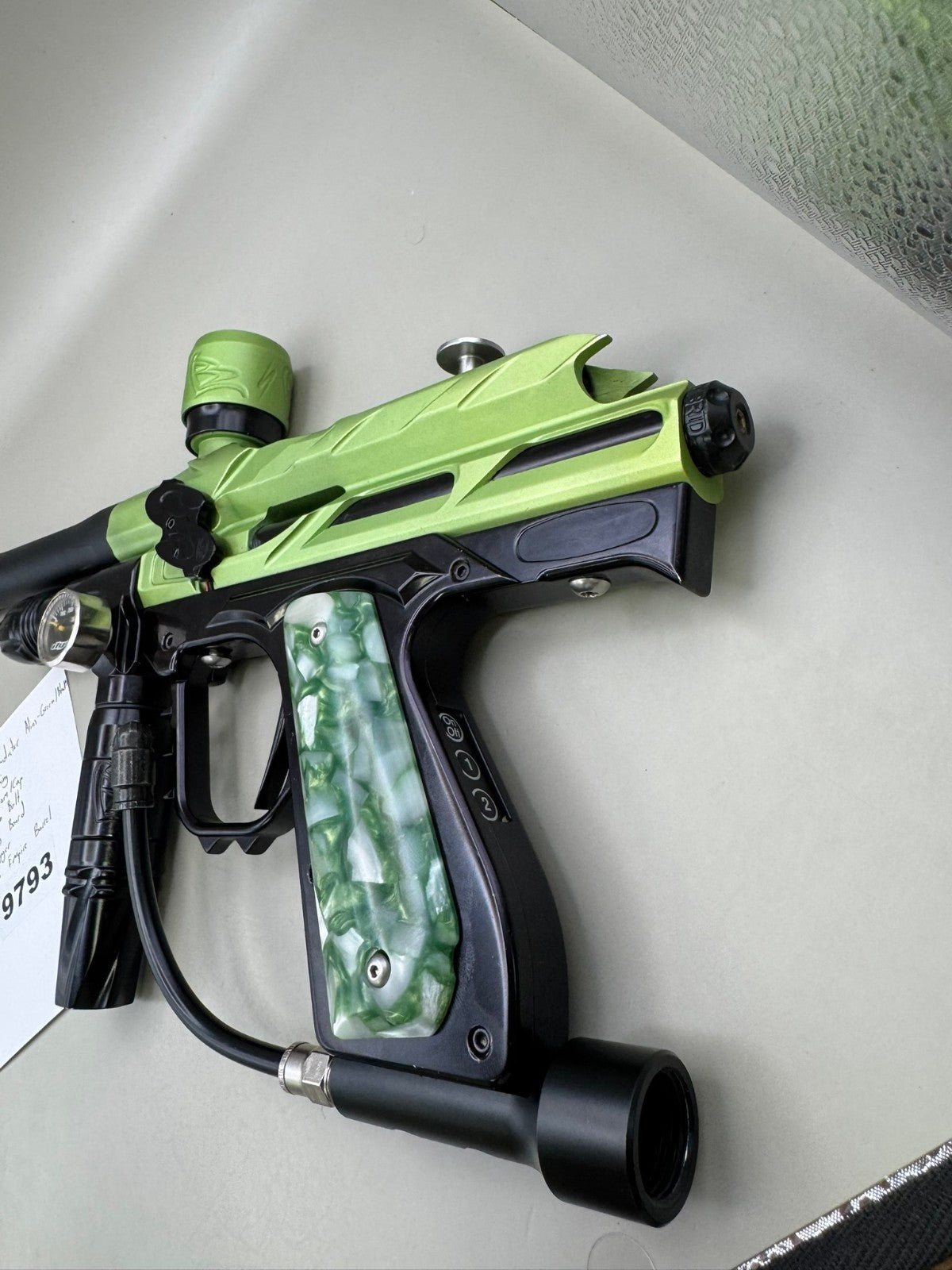 Bob Long 2k5 Intimidator Alias - Green/Black - Paintball Marker Fully Working