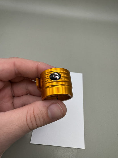 Bob Long G6R Feedneck