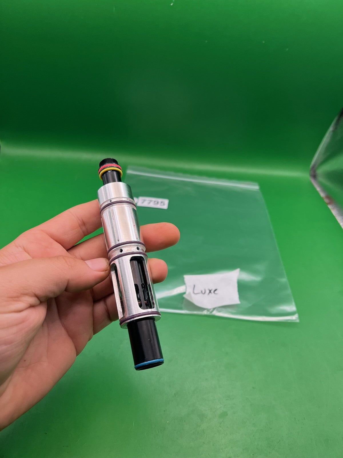 DLX Luxe Bolt Kit