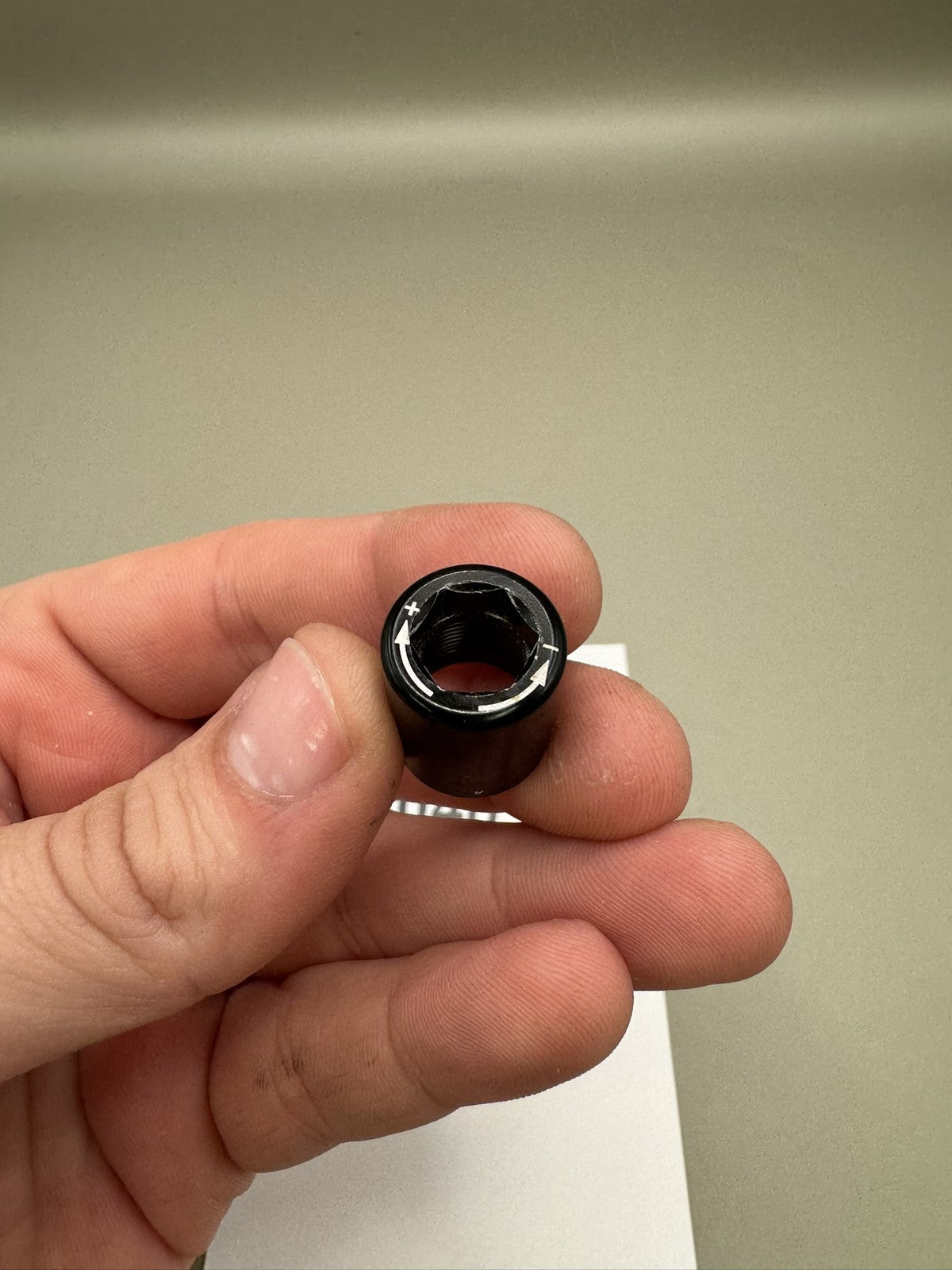 DLX Luxe 1.0/2.0 HPR Bottom Cap Black