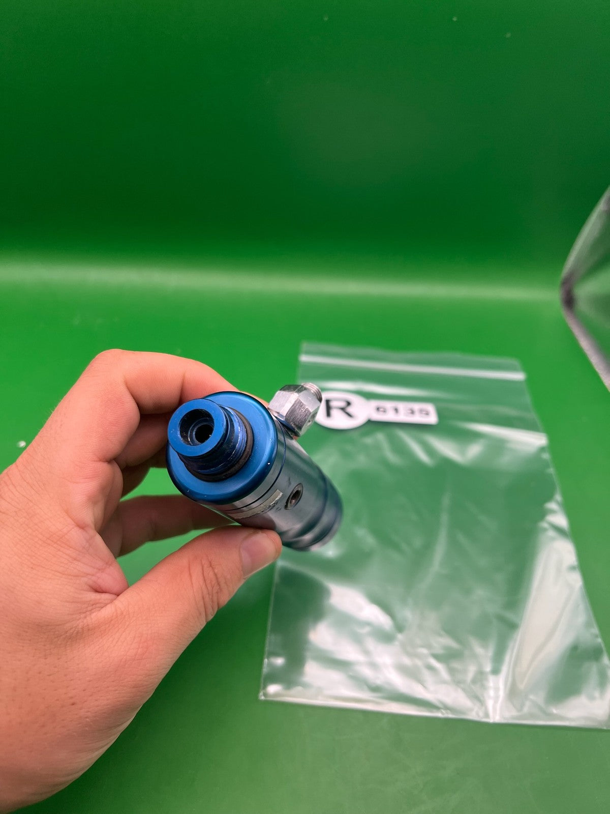 Paintball Inline Gas Through Blue with Fitting - used paintball inline regulator / gas-through foregrip - blue anno