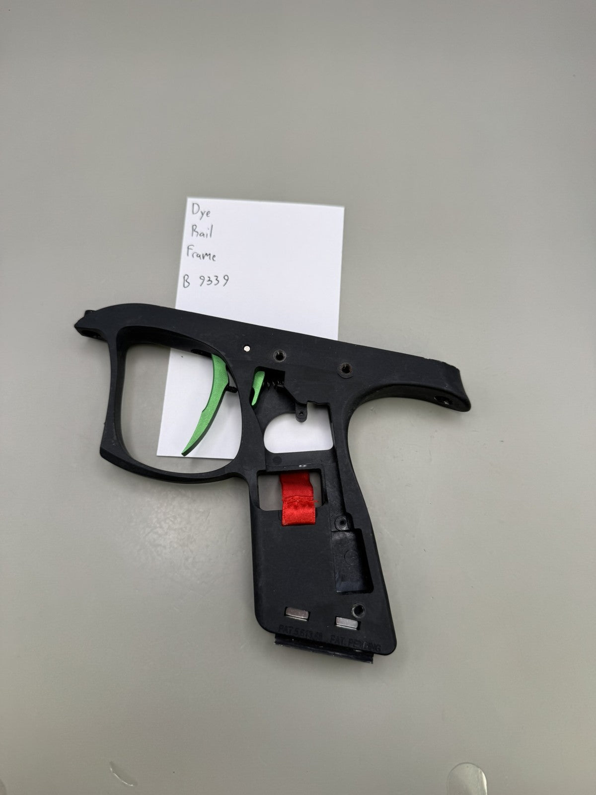 Dye Rail Frame