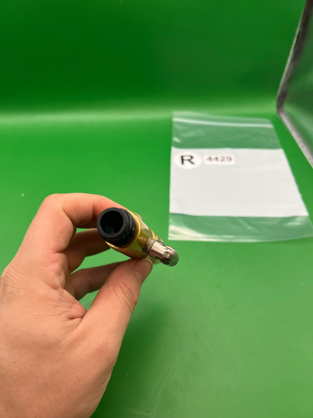 Bob Long Field One 360*  Inline Regulator Gold Ano