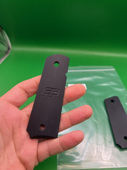 Hogue 1911/45 Style Split Grips