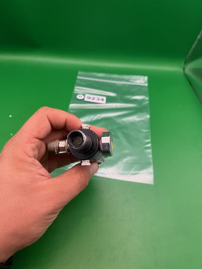 Smart Parts Micro Maxflow Inline Tank Regulator On/Off Quarter Turn