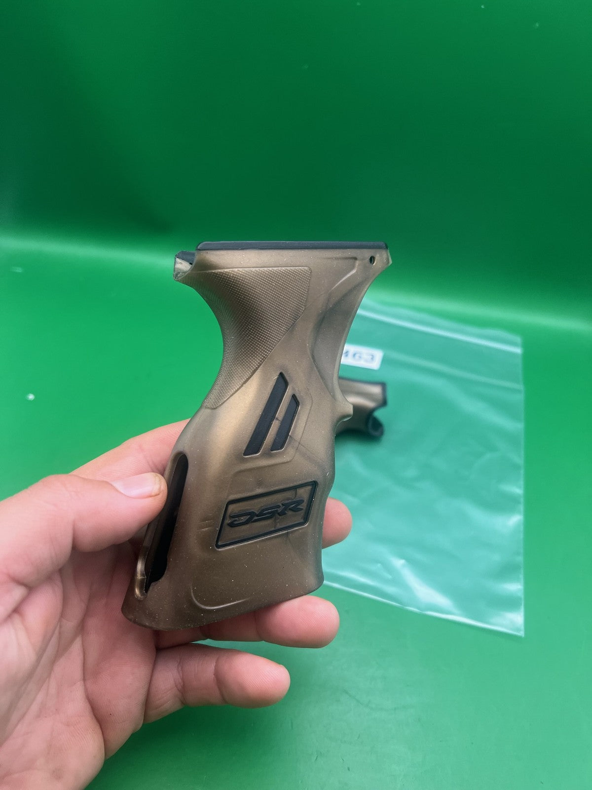 Dye DSR/DSR+/DSR Pro Sticky Grip Kit Gold/Black Two-Piece Set